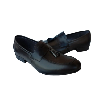 Skórzane mokasyny czarne obcas 2 cm nr 42